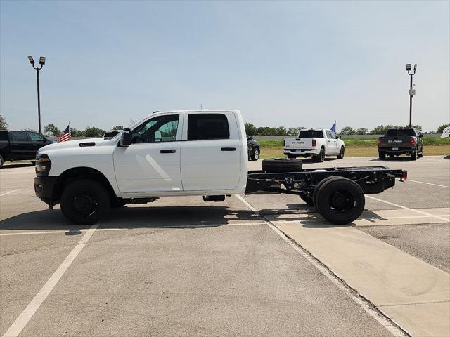 2026 RAM 3500 Chassis RAM 3500 TRADESMAN CREW CAB CHASSIS 4X4 60 CA