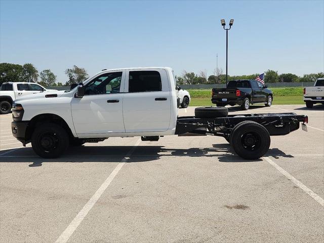 2026 RAM 3500 Chassis RAM 3500 TRADESMAN CREW CAB CHASSIS 4X4 60 CA