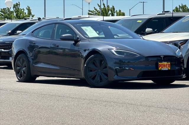 2025 Tesla Model S Plaid