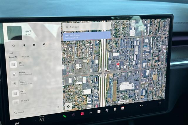2025 Tesla Model S Plaid