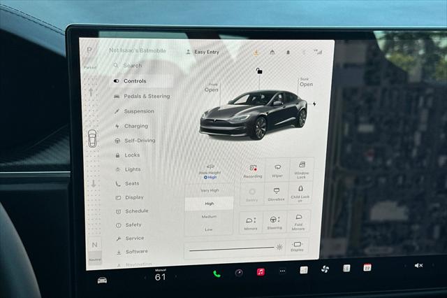 2025 Tesla Model S Plaid