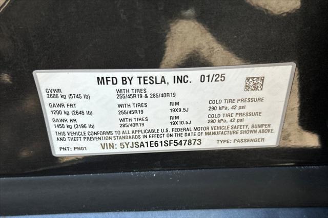 2025 Tesla Model S Plaid