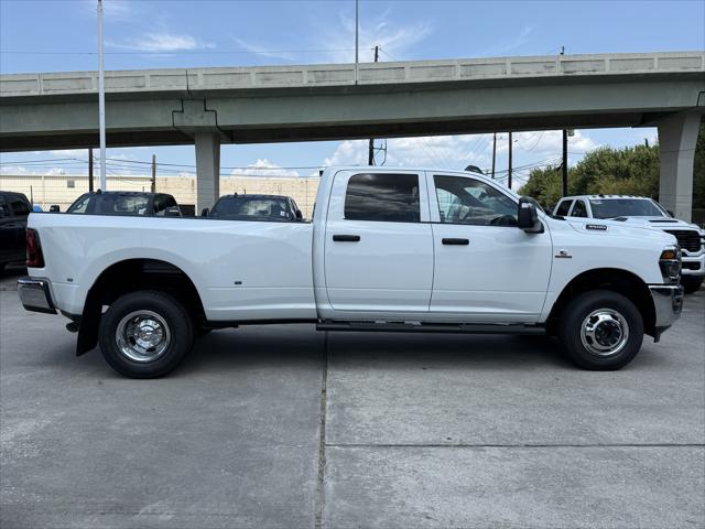 2026 RAM Ram 3500 RAM 3500 TRADESMAN CREW CAB 4X4 8 BOX