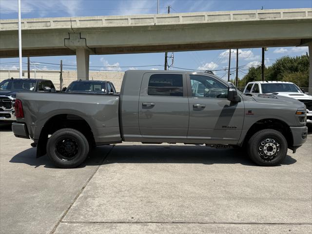 2026 RAM Ram 3500 RAM 3500 LARAMIE MEGA CAB 4X4 64 BOX