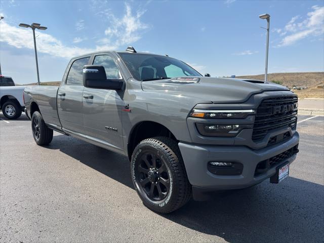 2026 RAM Ram 3500 RAM 3500 LARAMIE CREW CAB 4X4 8 BOX
