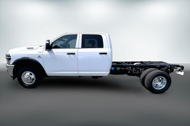 2026 RAM 3500 Chassis RAM 3500 TRADESMAN CREW CAB CHASSIS 4X4 60 CA