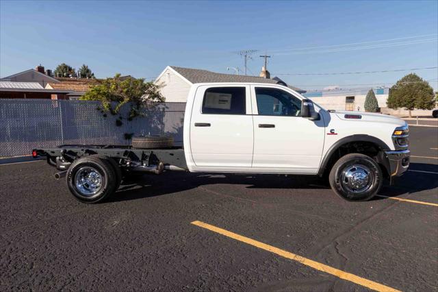 2026 RAM 3500 Chassis RAM 3500 TRADESMAN CREW CAB CHASSIS 4X4 60 CA