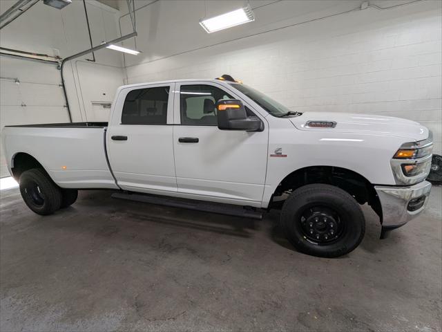 2026 RAM Ram 3500 RAM 3500 TRADESMAN CREW CAB 4X4 8 BOX 2026 RAM Ram 3500 RAM 3500 TRADESMAN CREW CAB 4X4 8 BOX