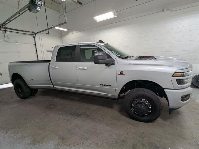 2026 RAM Ram 3500 RAM 3500 LARAMIE CREW CAB 4X4 8 BOX