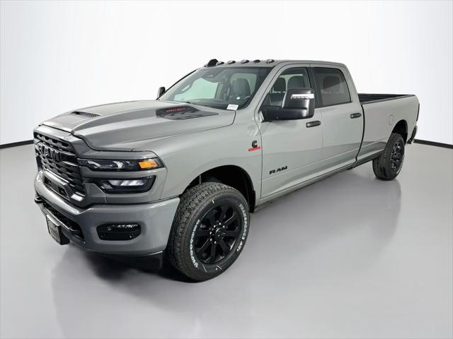 2026 RAM 3500 RAM 3500 BIG HORN CREW CAB 4X4 8 BOX