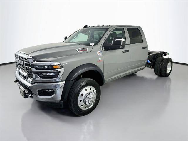 2026 RAM 5500 Chassis RAM 5500 TRADESMAN CHASSIS CREW CAB 4X4 60 CA