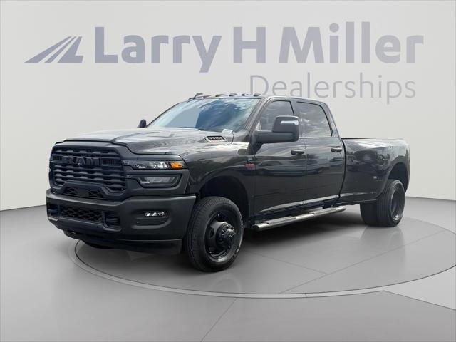 2026 RAM Ram 3500 RAM 3500 TRADESMAN CREW CAB 4X4 8 BOX