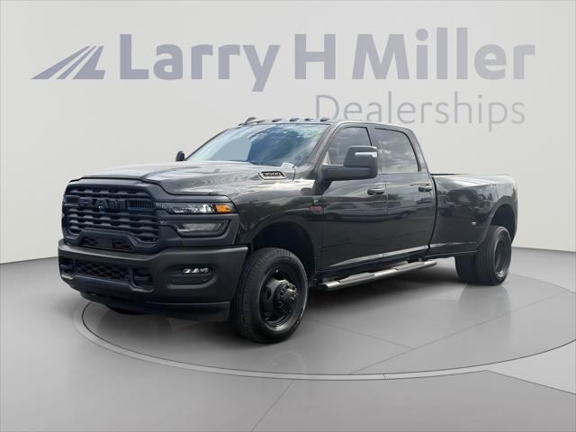 2026 RAM Ram 3500 RAM 3500 TRADESMAN CREW CAB 4X4 8 BOX