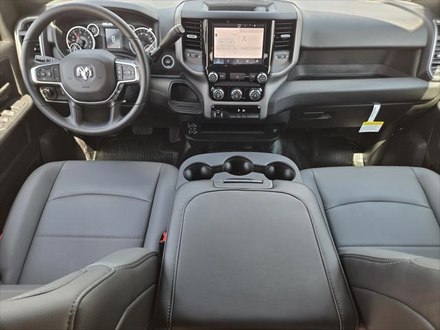 2026 RAM 2500 RAM 2500 TRADESMAN CREW CAB 4X2 8 BOX
