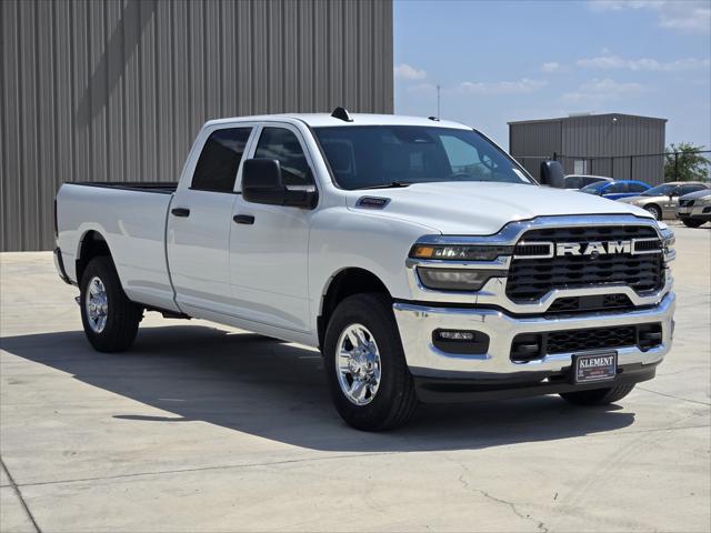 2026 RAM 2500 RAM 2500 TRADESMAN CREW CAB 4X2 8 BOX
