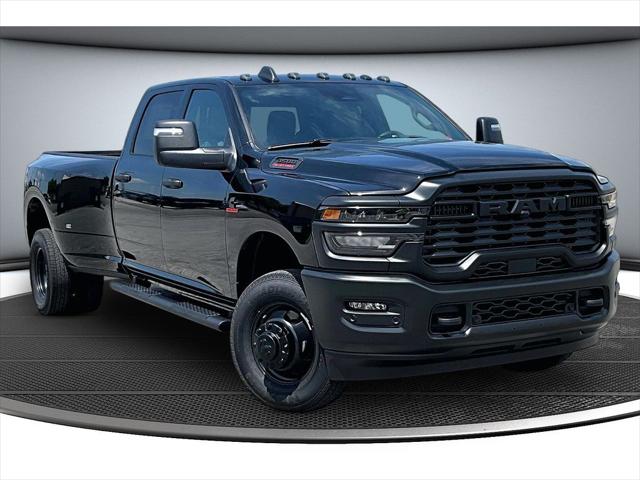 2026 RAM Ram 3500 RAM 3500 TRADESMAN CREW CAB 4X4 8 BOX