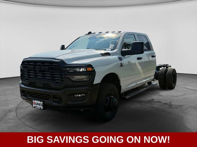 2026 RAM 3500 Chassis RAM 3500 TRADESMAN CREW CAB CHASSIS 4X4 60 CA