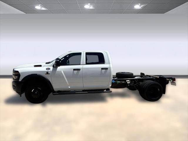 2026 RAM 3500 Chassis RAM 3500 TRADESMAN CREW CAB CHASSIS 4X4 60 CA