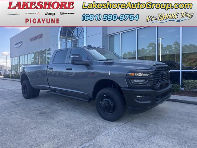 2026 RAM Ram 3500 RAM 3500 TRADESMAN CREW CAB 4X4 8 BOX