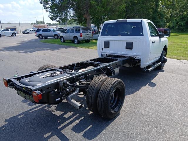 2026 RAM Ram 3500 Chassis Cab RAM 3500 TRADESMAN CHASSIS REGULAR CAB 4X2 84 CA