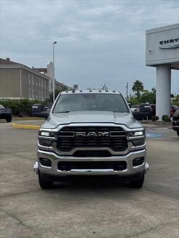 2026 RAM Ram 3500 RAM 3500 TRADESMAN CREW CAB 4X4 8 BOX