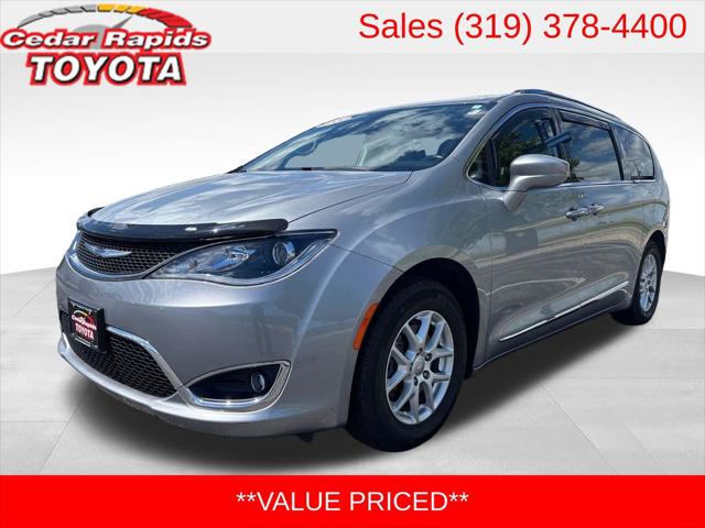 2020 Chrysler Pacifica Touring L for sale in Hiawatha, IA