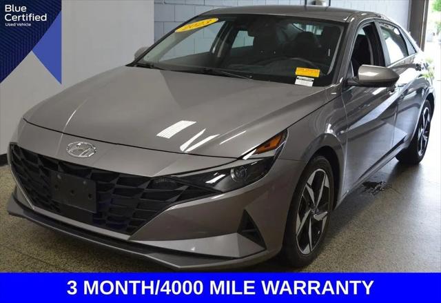 2023 Hyundai Elantra SEL for sale in West Bend, WI