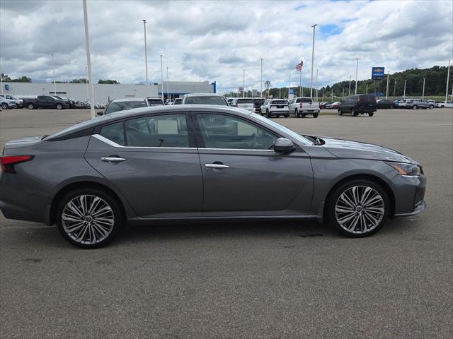 Used 2024 Nissan Altima Platinum For Sale in Jackson, MI