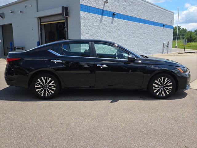 Used 2025 Nissan Altima SV FWD For Sale in Jackson, MI