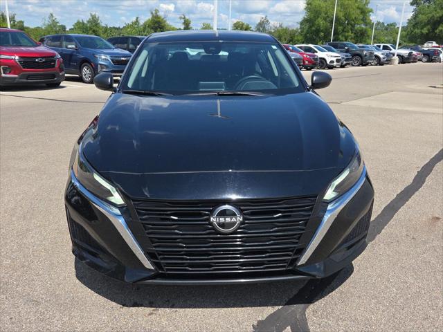 Used 2025 Nissan Altima SV FWD For Sale in Jackson, MI