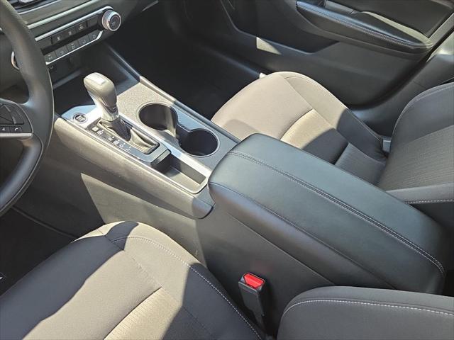 Used 2025 Nissan Altima SV FWD For Sale in Jackson, MI