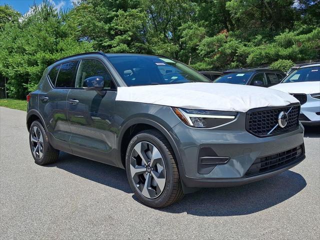 2026 Volvo XC40 Core, B5 AWD Gas (mild hybrid), Dark for sale in West Chester, PA