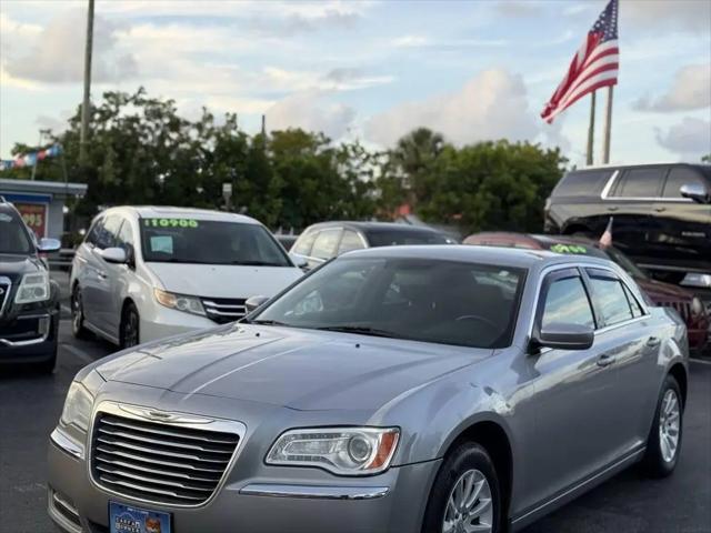 2011 Chrysler 300 Base for sale in Pompano Beach, FL