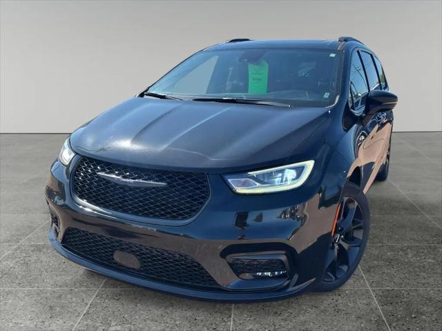 2025 Chrysler Pacifica Limited for sale in Wausau, WI