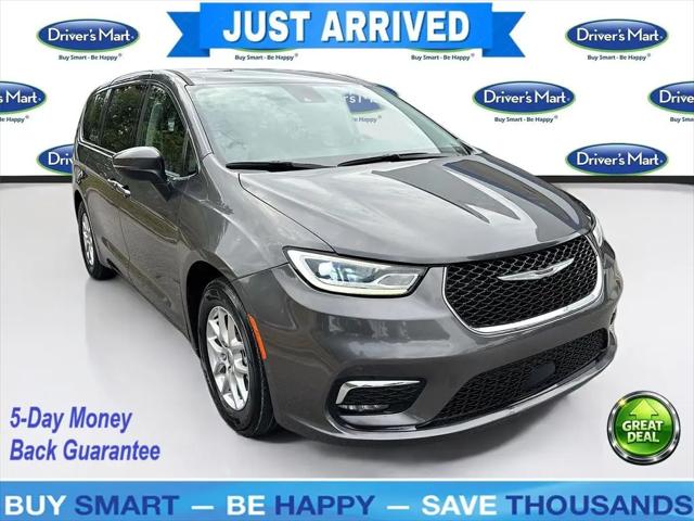 2023 Chrysler Pacifica Touring L for sale in Sanford, FL