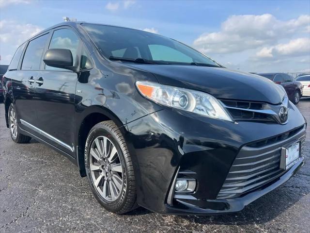 2020 Toyota Sienna XLE for sale in Middletown, OH