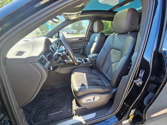 2015 Porsche Macan S