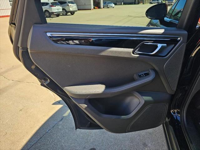 2015 Porsche Macan S