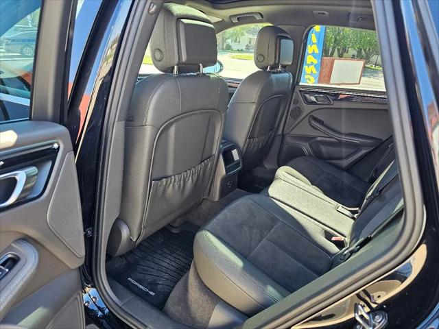 2015 Porsche Macan S