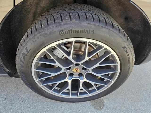 2015 Porsche Macan S
