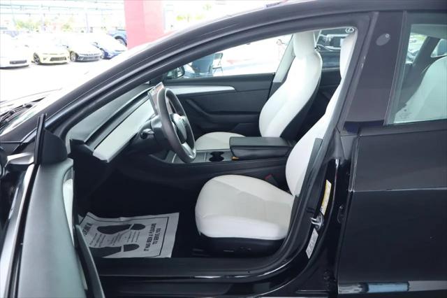 2022 Tesla Model 3 Rear-Wheel Drive