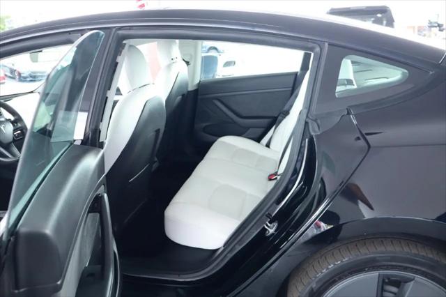 2022 Tesla Model 3 Rear-Wheel Drive