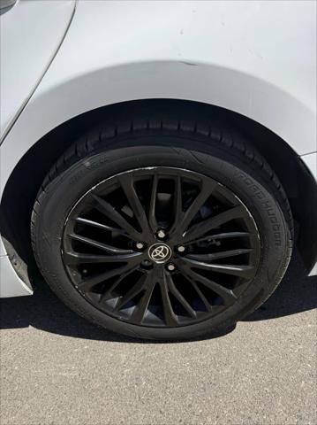 2021 Toyota Camry SE Hybrid