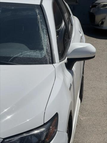 2021 Toyota Camry SE Hybrid