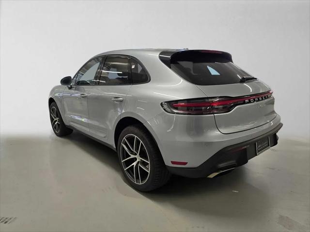 2025 Porsche Macan Macan