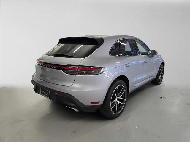 2025 Porsche Macan Macan