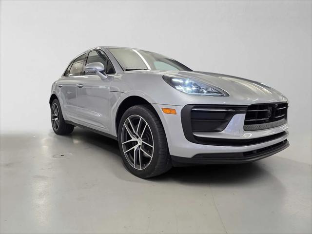 2025 Porsche Macan Macan