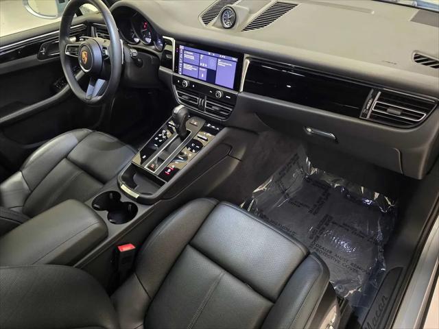 2025 Porsche Macan Macan