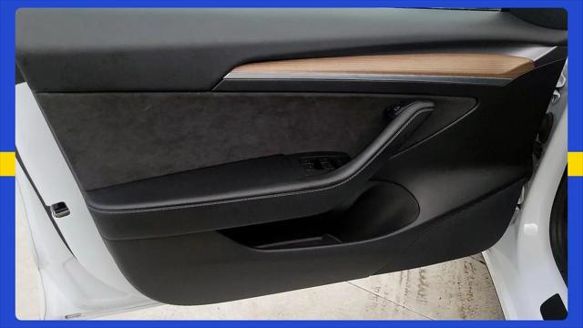 2021 Tesla Model 3 Standard Range Plus Rear-Wheel Drive