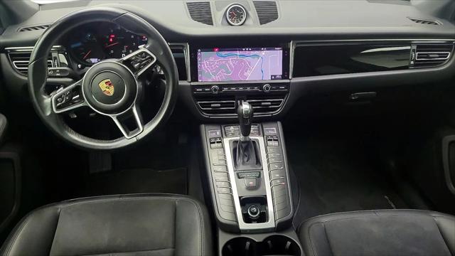 2021 Porsche Macan Macan